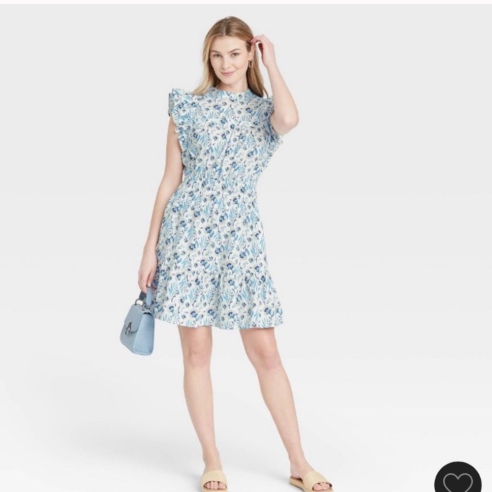 NWT Universal Thread Flutter Sleeve Dress